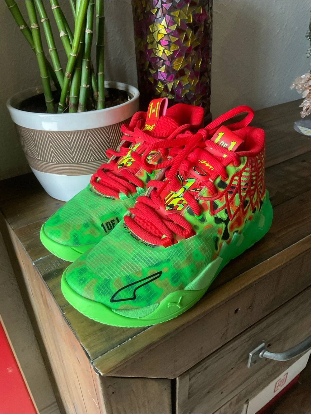 Puma vibrant neon